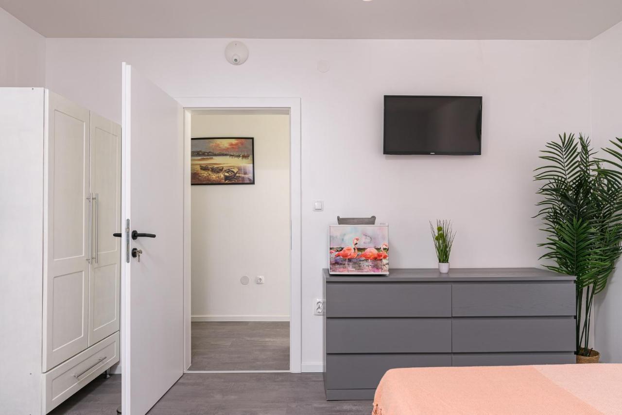 Villa Del Mar Омиш Экстерьер фото